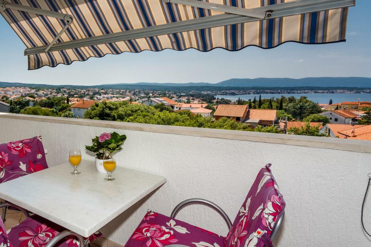 Apartment Luna Малинска Екстериор снимка