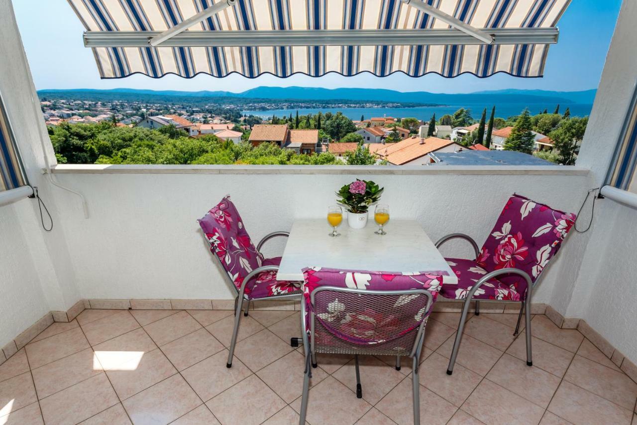 Apartment Luna Малинска Екстериор снимка