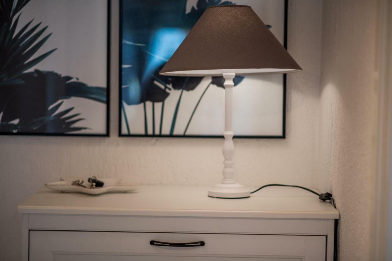 Apartment Luna Малинска Екстериор снимка